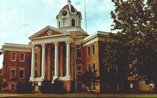 court.jpg (37945 bytes)