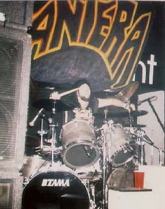 oldvinnie.jpg (19242 bytes)